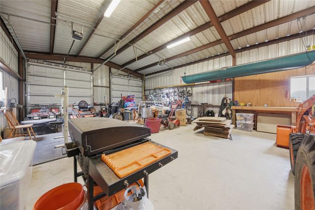16292 Sycamore Rd, Cat Spring, TX 78933