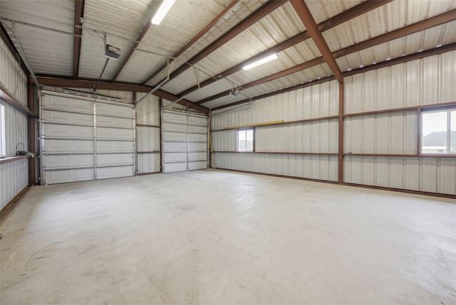 16292 Sycamore Rd, Cat Spring, TX 78933