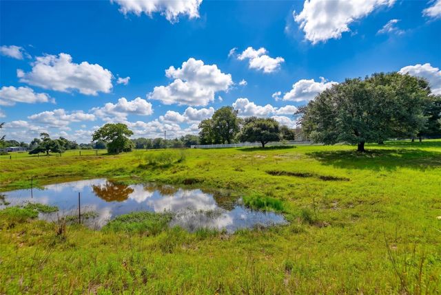 16292 Sycamore Rd, Cat Spring, TX 78933