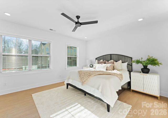 824 Garringer Place, Charlotte, NC 28208