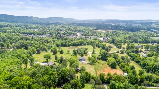 9035 Pleasant Lane, Ooltewah, TN 37363