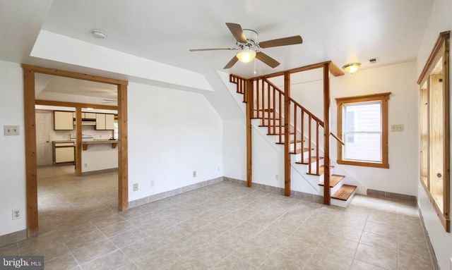 318 RITENOUR ST, Front Royal, VA 22630