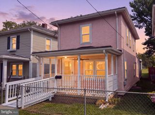318 RITENOUR ST, Front Royal, VA 22630