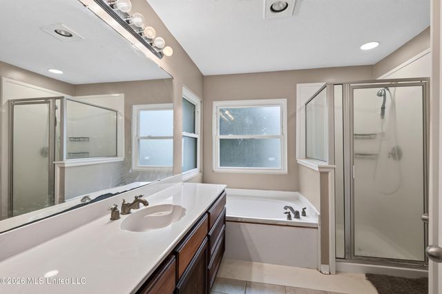 874 Ellington Drive, Biloxi, MS 39532