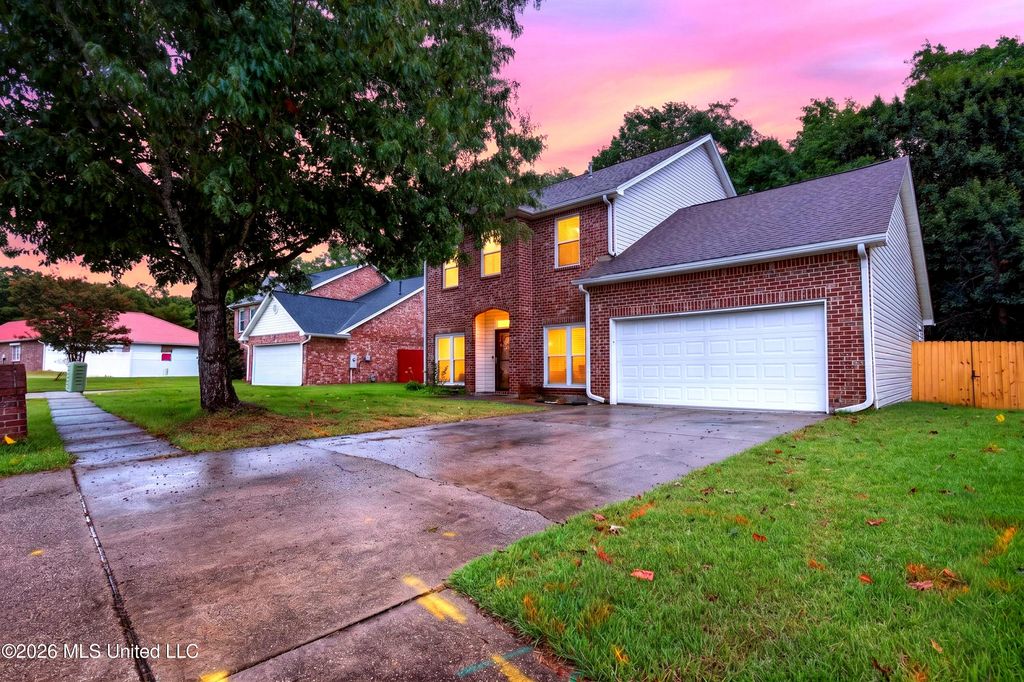 874 Ellington Drive, Biloxi, MS 39532