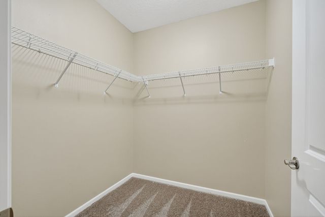 6350 Coachlight Drive 3204, West Des Moines, IA 50266