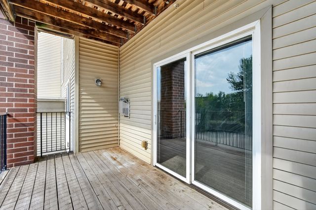 6350 Coachlight Drive 3204, West Des Moines, IA 50266