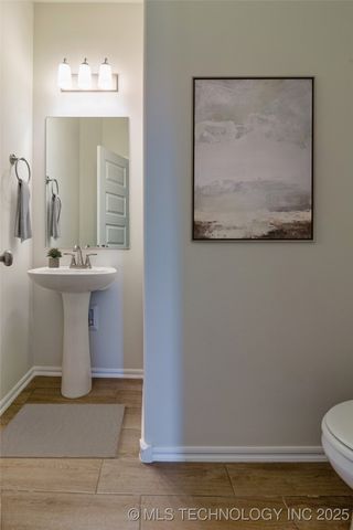 8406 E El Paso Street, Broken Arrow, OK 74014