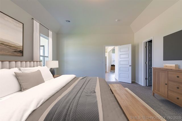 8406 E El Paso Street, Broken Arrow, OK 74014