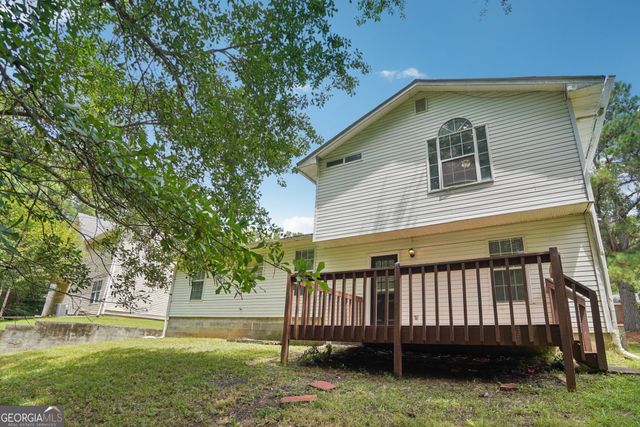 757 Stonebridge Park Circle, Lithonia, GA 30058