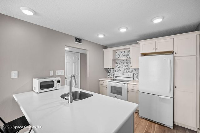 2727 N Wickham Road 102-8, Melbourne, FL 32935