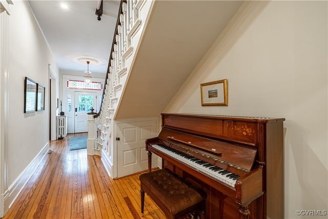 2606 W Grace St, Richmond, VA 23220