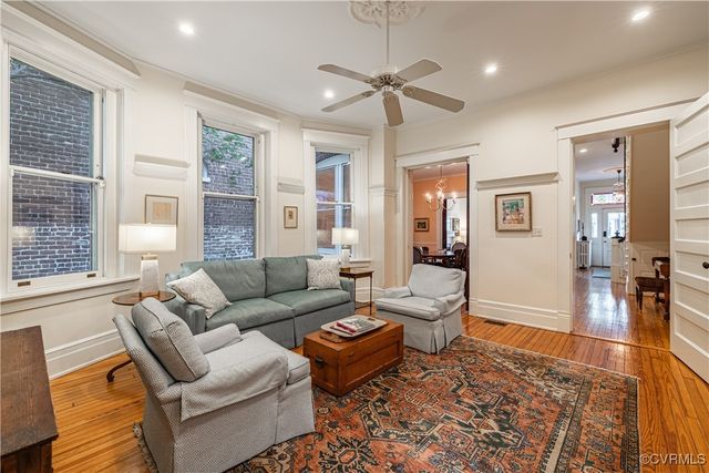 2606 W Grace St, Richmond, VA 23220