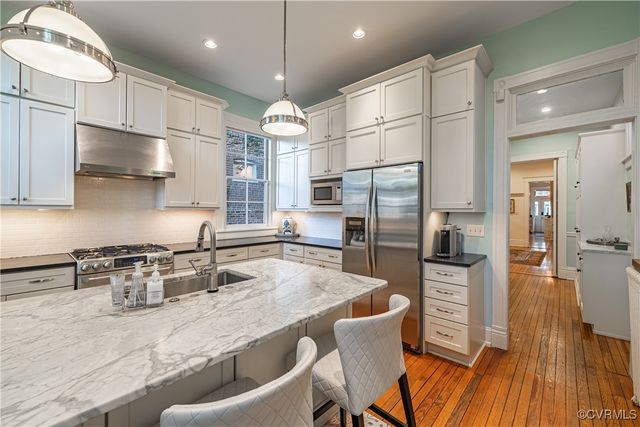 2606 W Grace St, Richmond, VA 23220