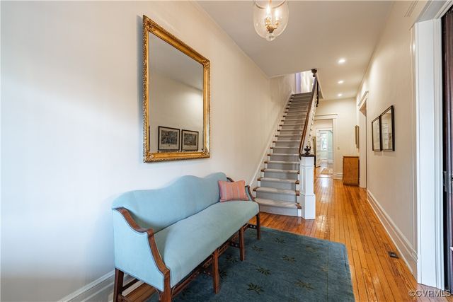 2606 W Grace St, Richmond, VA 23220