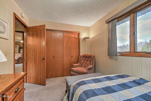 805 Clairmont Road, Johnson City, TN 37601