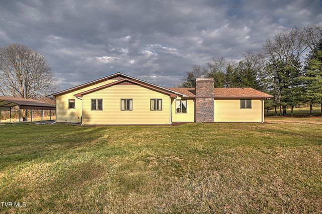 805 Clairmont Road, Johnson City, TN 37601