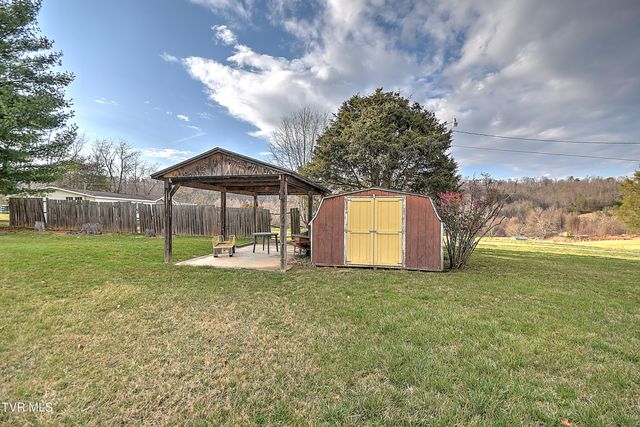 805 Clairmont Road, Johnson City, TN 37601