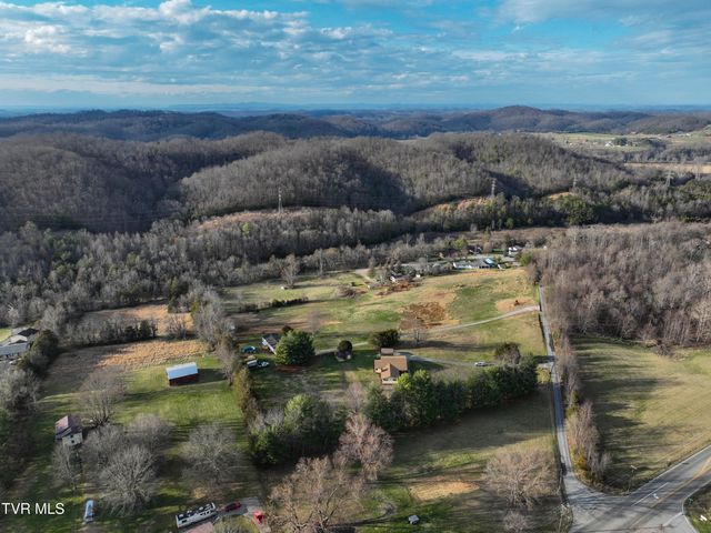 805 Clairmont Road, Johnson City, TN 37601