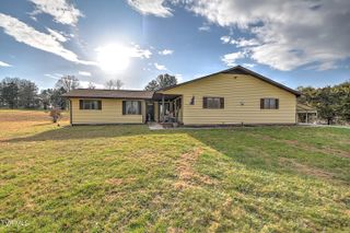 805 Clairmont Road, Johnson City, TN 37601
