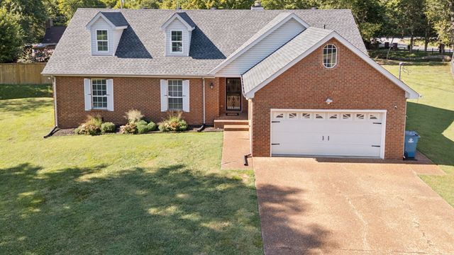 709 Saddle Trail Ct, Hermitage, TN 37076