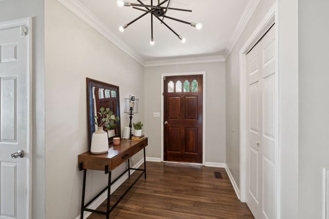 709 Saddle Trail Ct, Hermitage, TN 37076