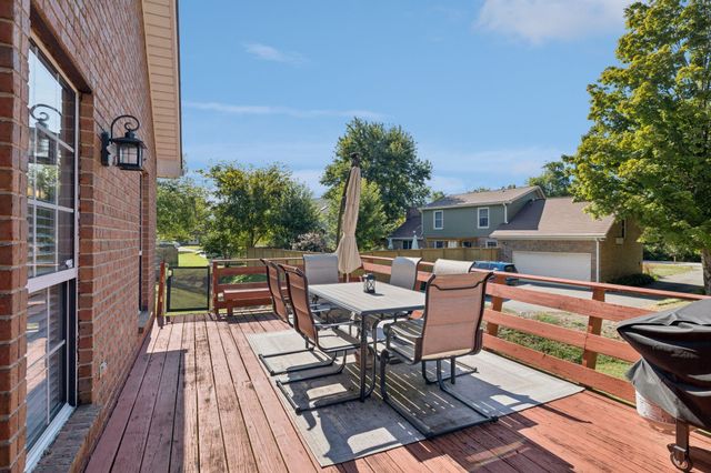 709 Saddle Trail Ct, Hermitage, TN 37076