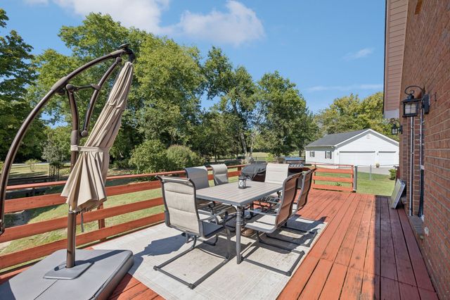 709 Saddle Trail Ct, Hermitage, TN 37076