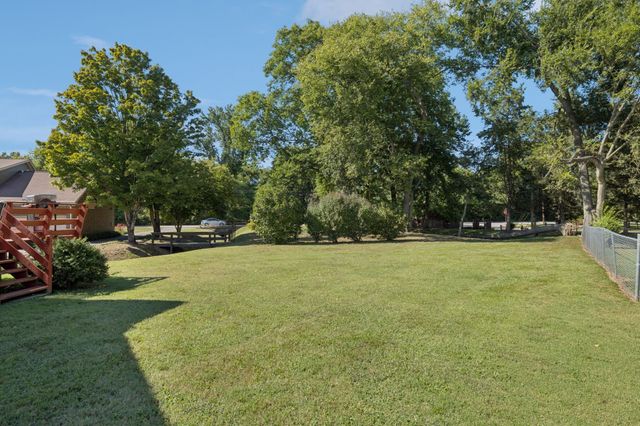709 Saddle Trail Ct, Hermitage, TN 37076