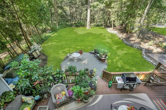 237 Cedar Ln, River Vale Twp., NJ 07675