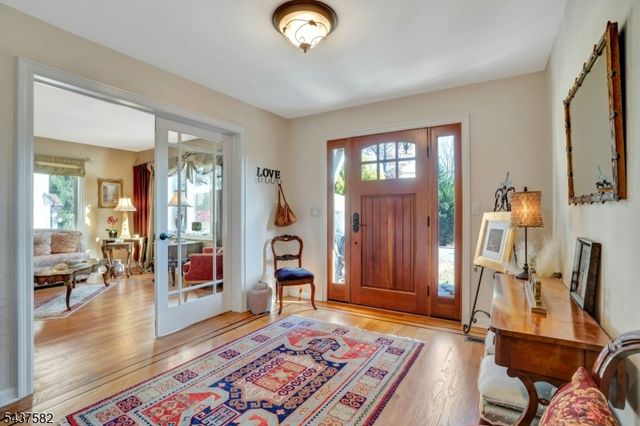 237 Cedar Ln, River Vale Twp., NJ 07675