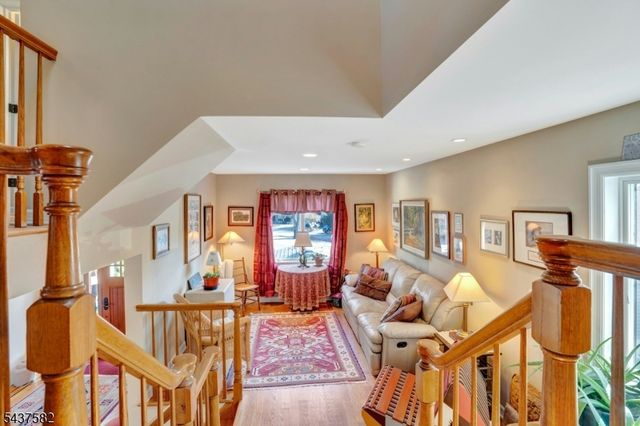237 Cedar Ln, River Vale Twp., NJ 07675