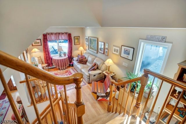 237 Cedar Ln, River Vale Twp., NJ 07675