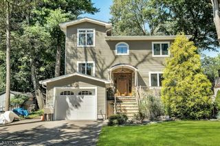 237 Cedar Ln, River Vale Twp., NJ 07675