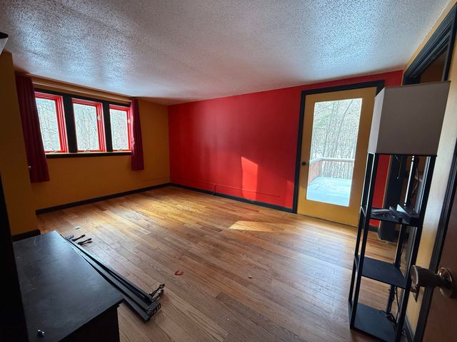 256 Middle Branch Road, New Boston, NH 03070