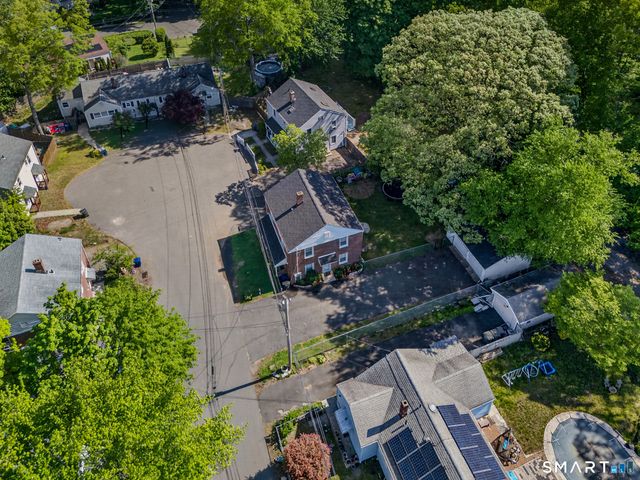 180 Dupont Place, Bridgeport, CT 06610