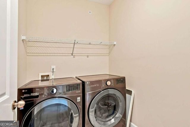 58 W Dixie Avenue SE, Marietta, GA 30008