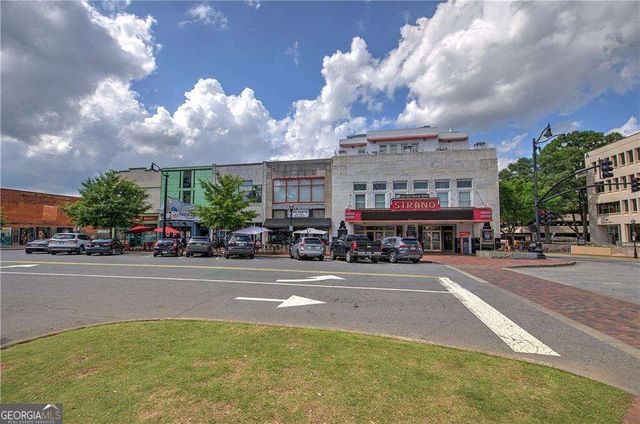 58 W Dixie Avenue SE, Marietta, GA 30008