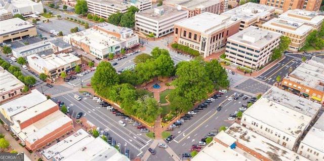 58 W Dixie Avenue SE, Marietta, GA 30008