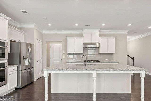 58 W Dixie Avenue SE, Marietta, GA 30008