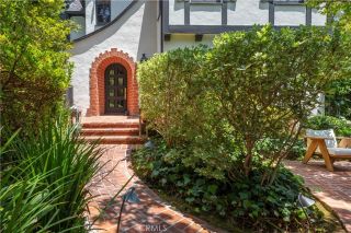5531 Red Oak, Los Angeles, CA 90068