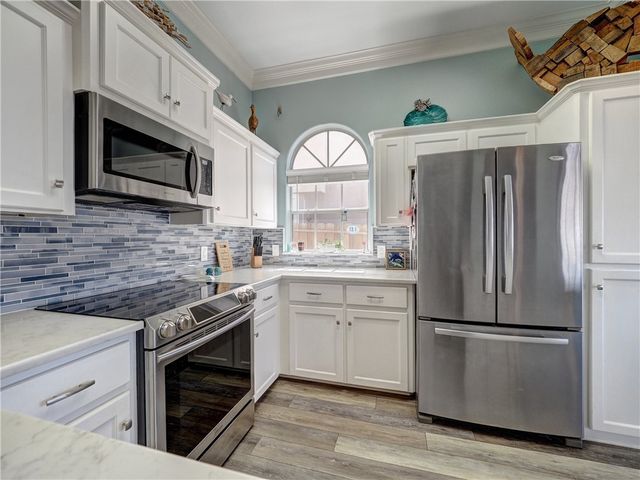 13613 Port Royal Ct, Corpus Christi, TX 78418