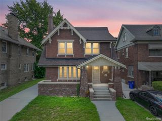 2255 Edison Street, Detroit, MI 48206