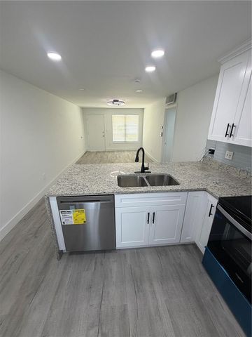 4328 EDGEWATER DRIVE E104, Orlando, FL 32804