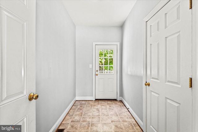 9912 HOLLAND MEADOWS CT, Fredericksburg, VA 22408