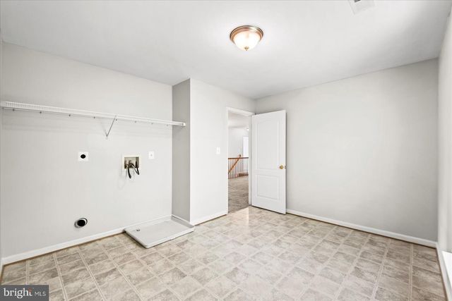 9912 HOLLAND MEADOWS CT, Fredericksburg, VA 22408