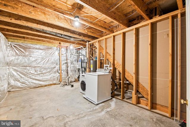 9912 HOLLAND MEADOWS CT, Fredericksburg, VA 22408