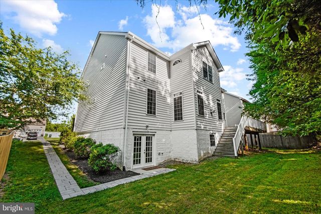 9912 HOLLAND MEADOWS CT, Fredericksburg, VA 22408