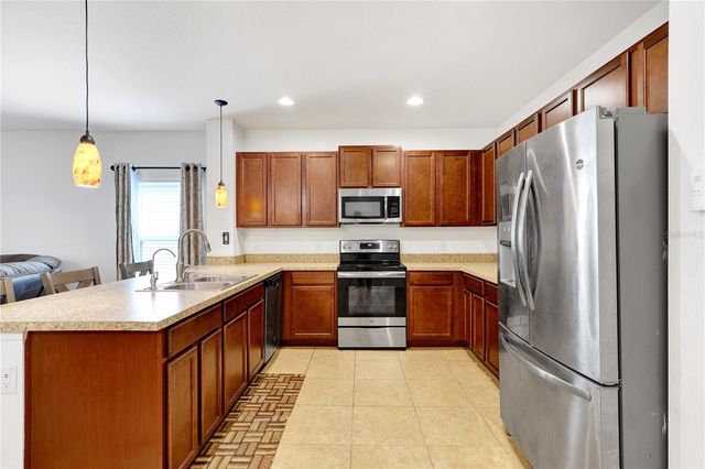 4817 MARCOS CIRCLE, Kissimmee, FL 34758