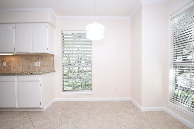 13240 Trail Hollow Drive 3240, Houston, TX 77079